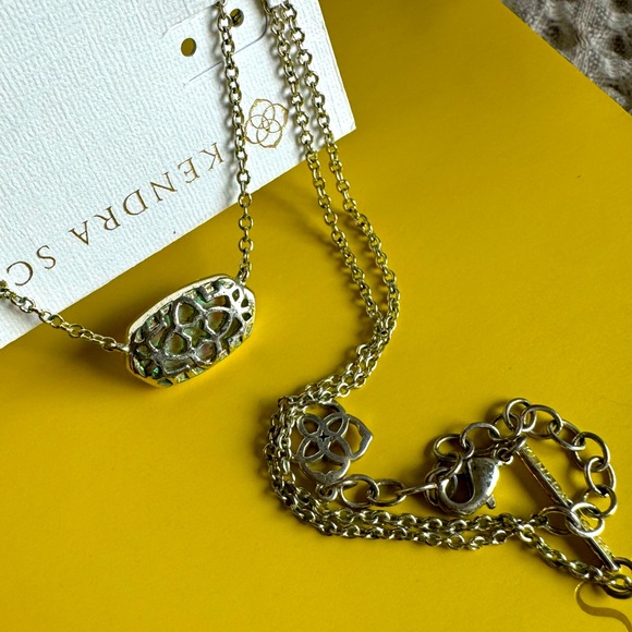 Kendra Scott Dichroic Glass Elisa Gold Pendant Necklace - Picture 3 of 6